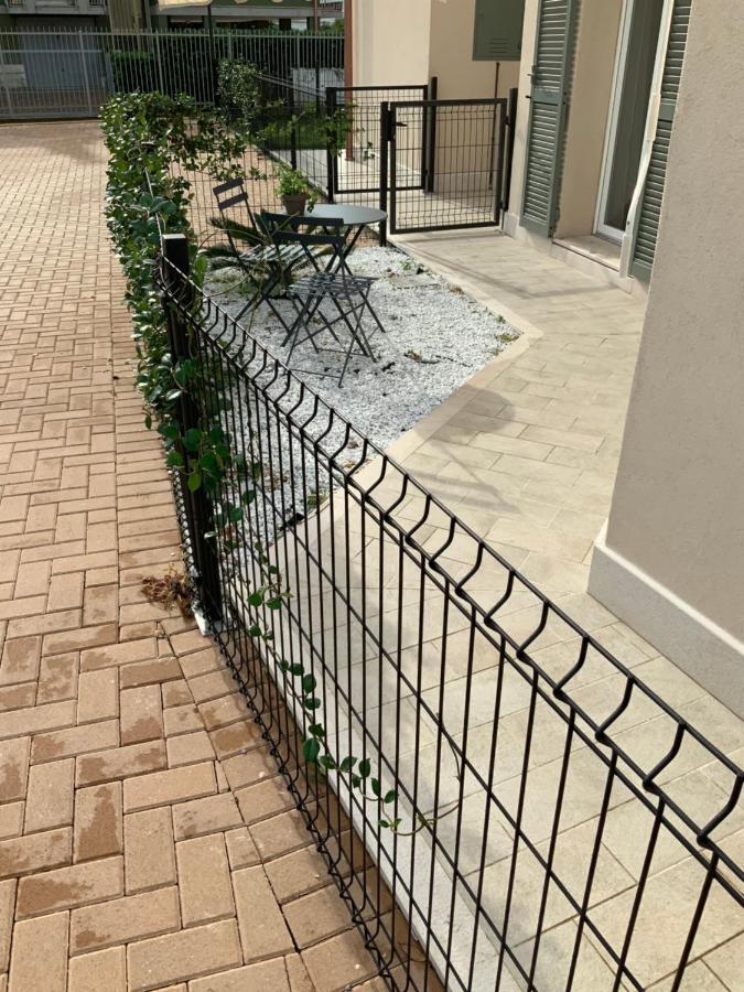 Casa Vacanze Romeo Pietra Ligure Ngoại thất bức ảnh