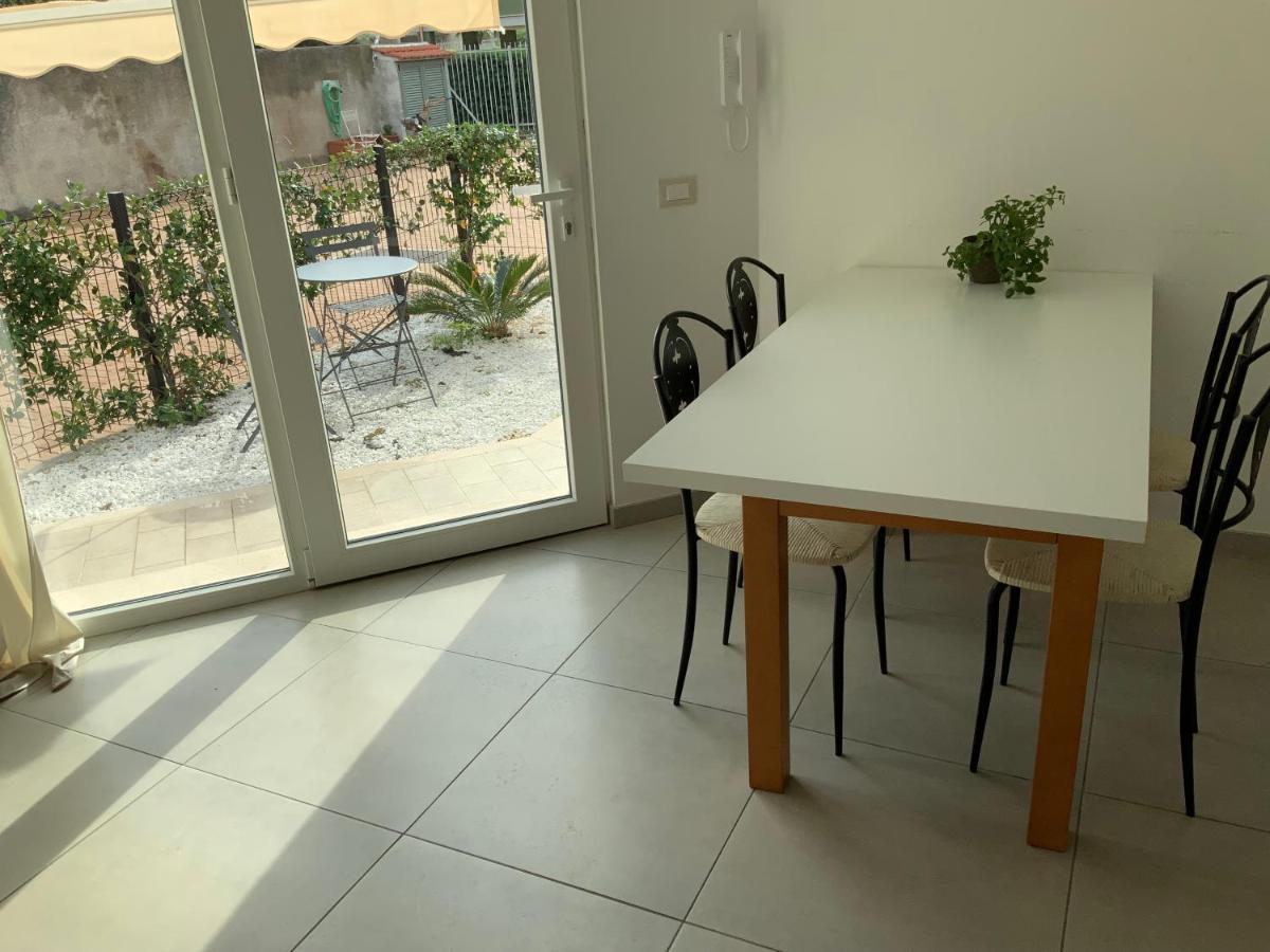 Casa Vacanze Romeo Pietra Ligure Ngoại thất bức ảnh